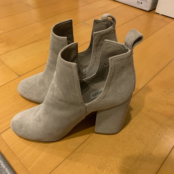 Steve Madden grey booties - Picture 1 of 5